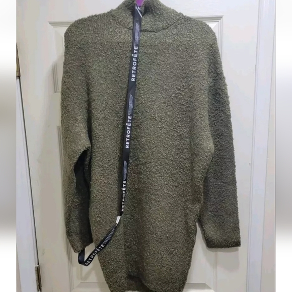 Retrofete SER.O.YA Pull On Turtleneck Style Charlie Mini Sweater Dress - Picture 10 of 10